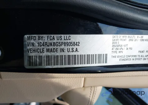 2023 Jeep Grand Cherokee L Limited from USA, damaged, VIN 1C4RJKBG5P8905842